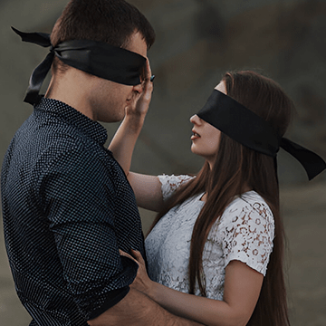 Lee más sobre el artículo El amor es ciego pero el matrimonio de devuelve la visión